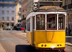 Getting cheap flights to Lisbon