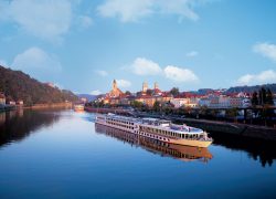 Five Top Reasons to Choose River Cruises In Europe