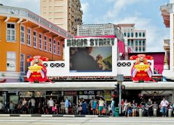 Bugis Street – Experiencing a Different Side of Singapore