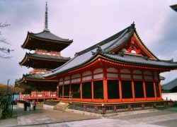 Japan Offers Many Scenic Vacation Spots