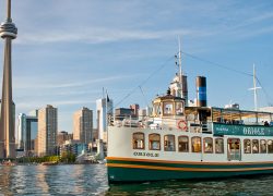 Toronto Cruises – A Great Way to Celebrate the Holidays