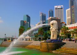 Singapore Attracts Many Travelers