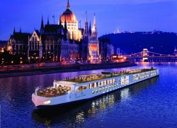 River Cruise Versus an Ocean Cruise – Let Me Count the Ways!