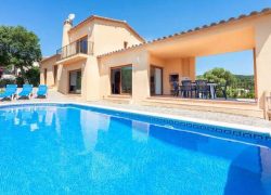 Villas for Rent in Lloret De Mar – Alessa – A Magnificent Holiday Castle