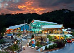 Gatlinburg Hotels Nearest to Attractions