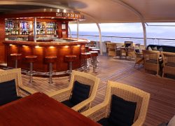 Why Working on a Cruise Ship Could be the Best Thing You Ever Did!